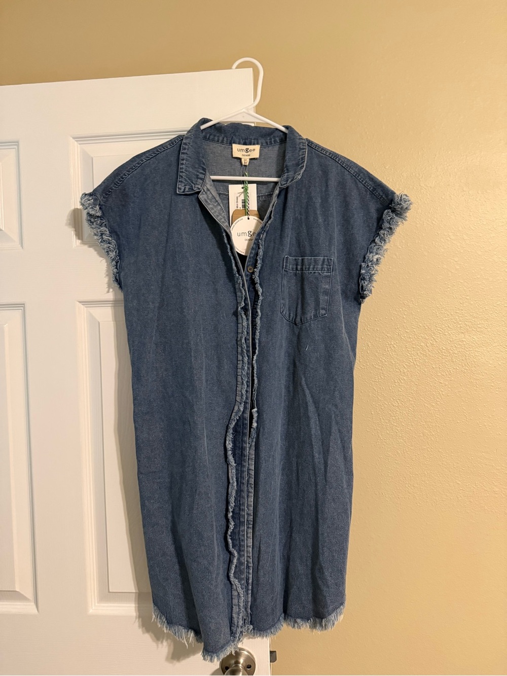 Umgee Dark Blue Denim Sleeveless Button-Front Dress